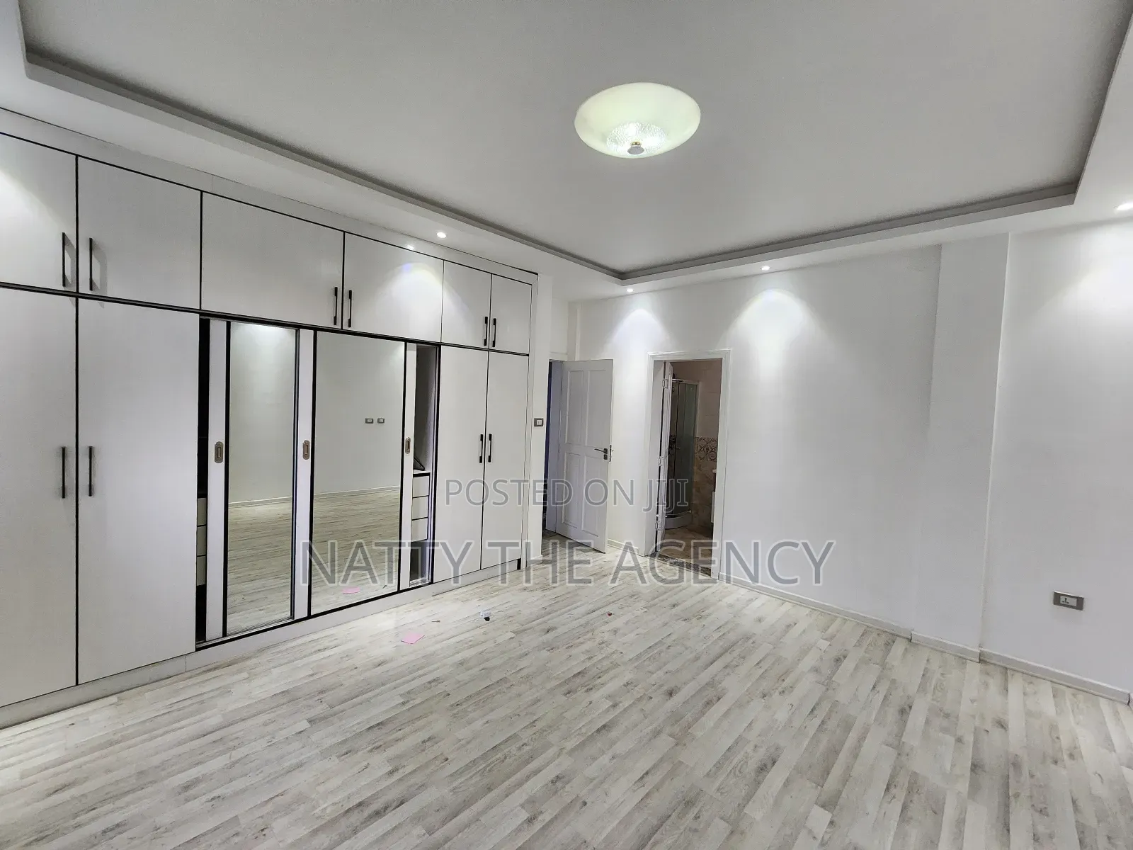 Furnished 13bdrm Mansion in Sumit, Bole for rent