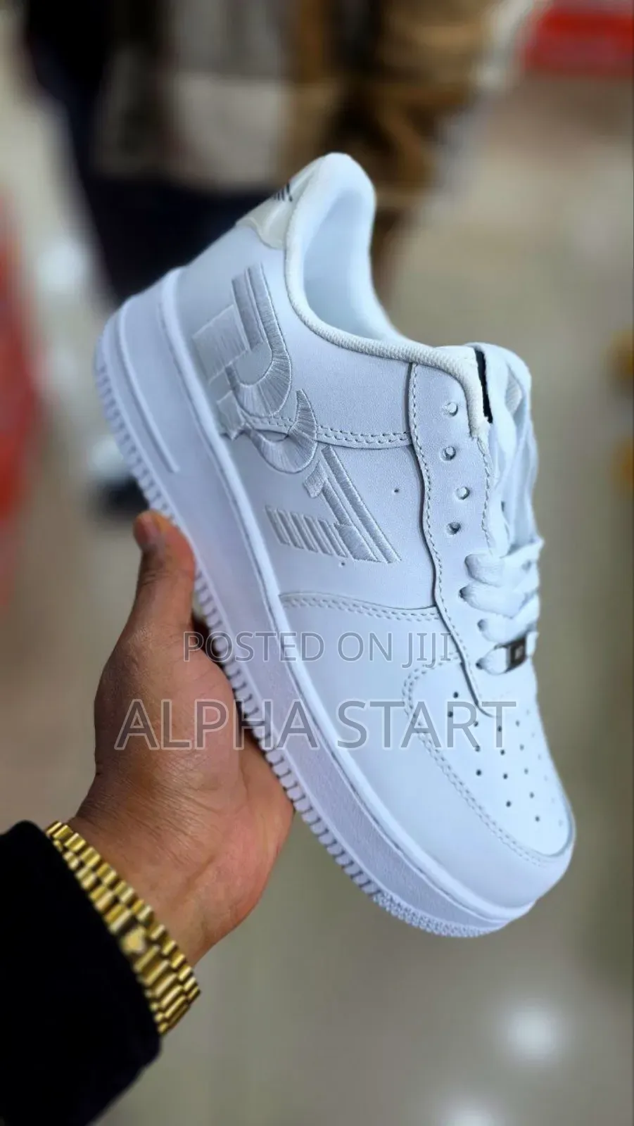 New Arrival  
 Airforce Pp7
 Made in Vietnam 
 Size -- 40 --43