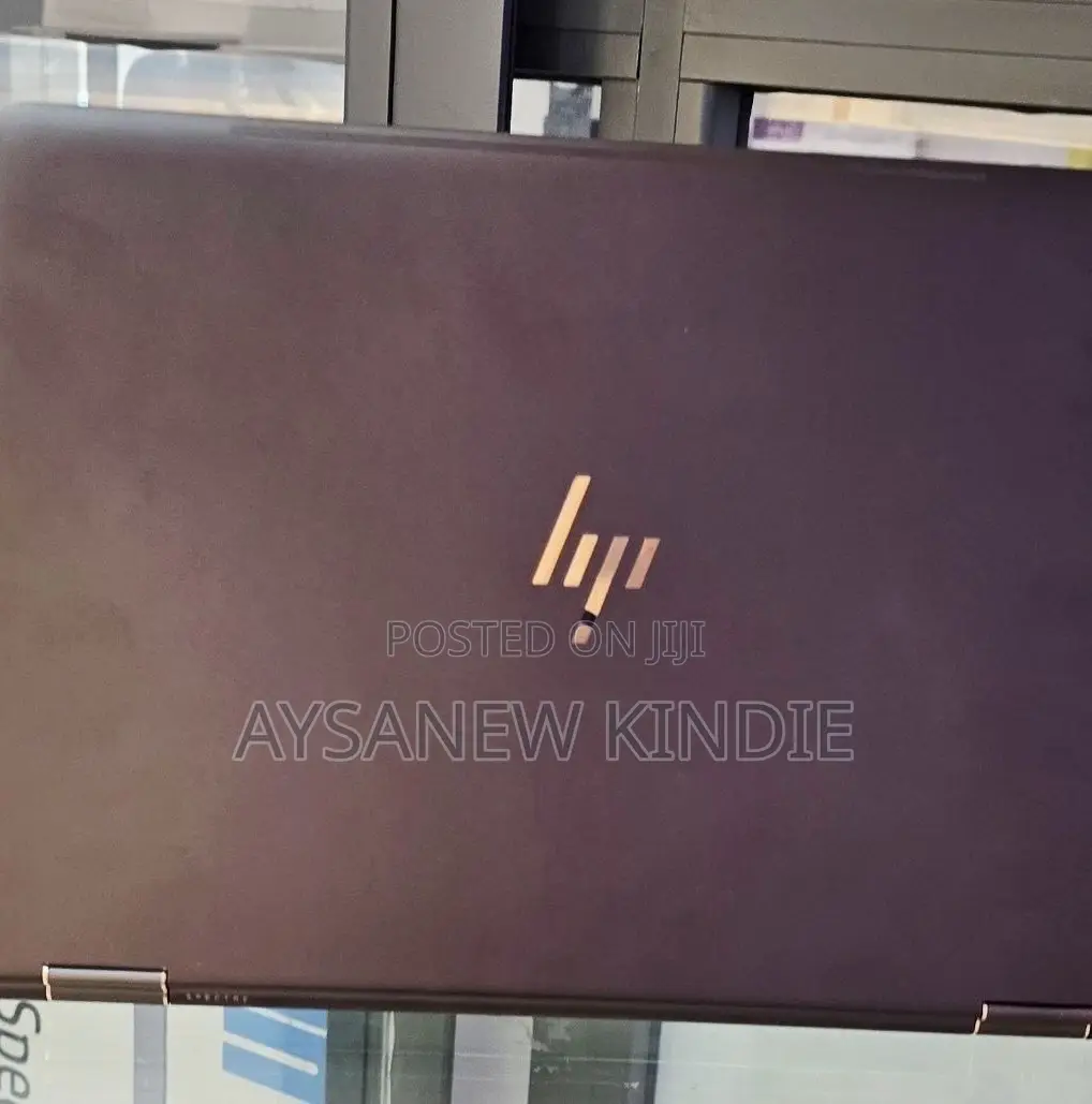 New Laptop HP Spectre X360 16GB Intel Core I7 SSD 512GB