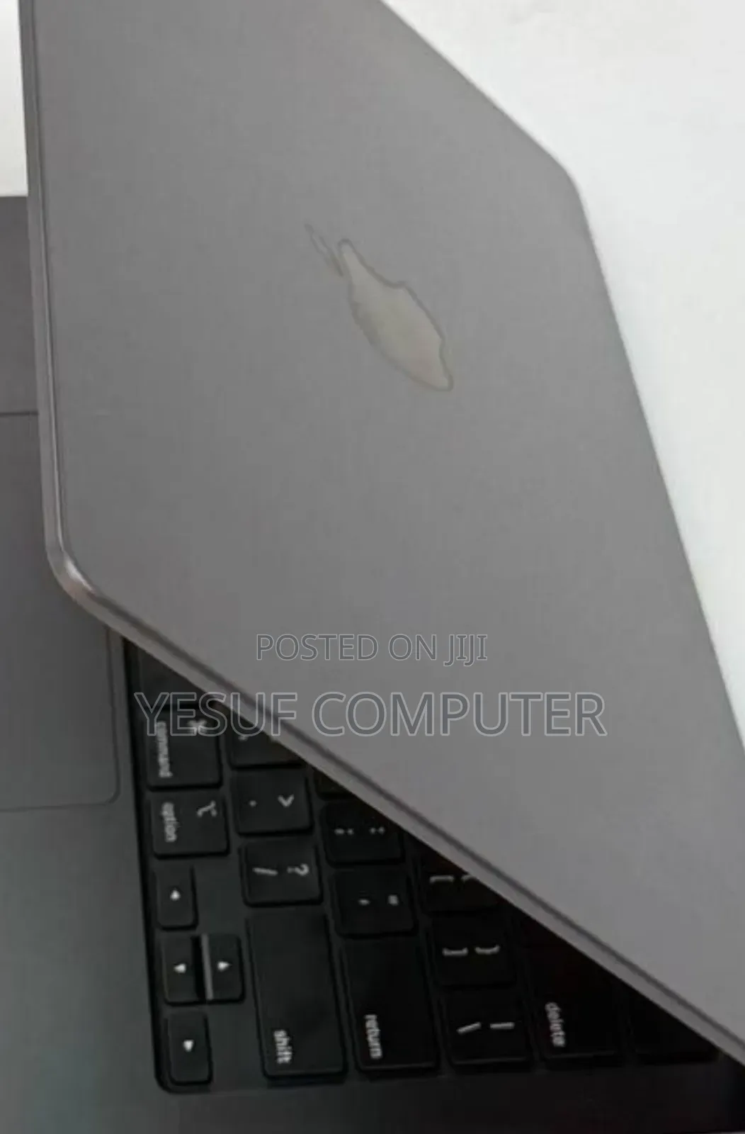 New Laptop Apple MacBook Pro 16GB Apple M4 SSD 512GB