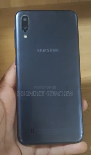 Samsung Galaxy M10 32 GB Black
