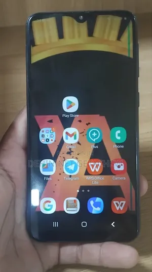 Samsung Galaxy M10 32 GB Black