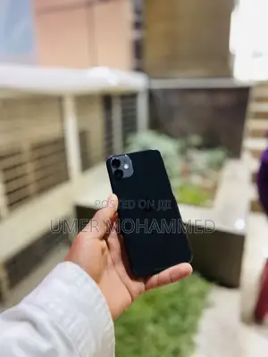 Apple iPhone 11 128 GB Black