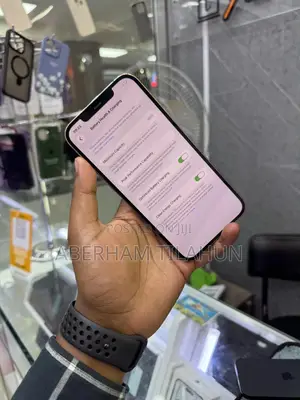 Photo - Apple iPhone 12 Pro Max 256 GB Gold