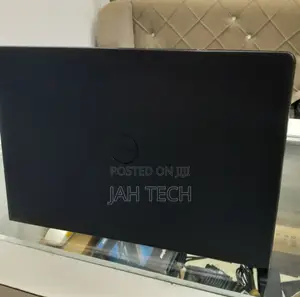 New Laptop Dell Vostro V131 4GB Intel Core I5 HDD 500GB