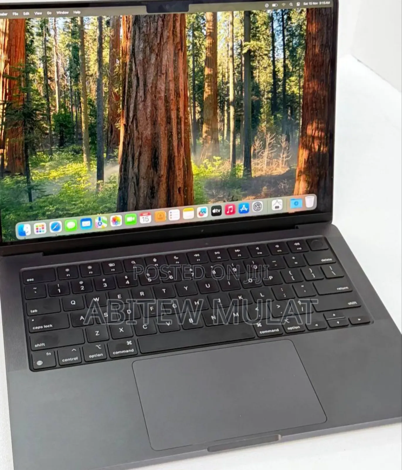 New Laptop Apple MacBook Pro 2024 M4 14-Inch 16GB Apple M4 SSD 512GB