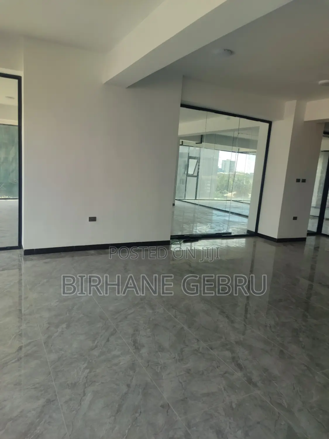 Rent for Cafe or Resturant