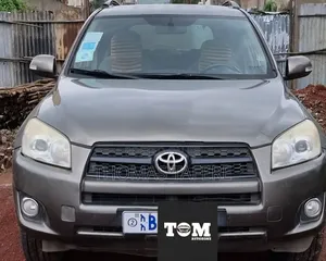 Photo - Toyota RAV4 2012 Gray