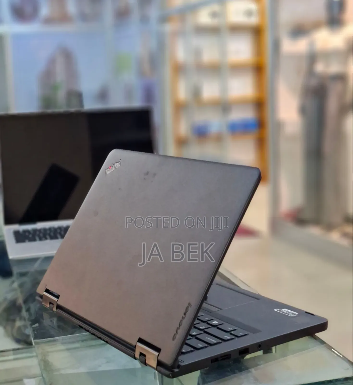 New Laptop Lenovo ThinkPad Yoga 8GB Intel Core I7 HDD 500GB