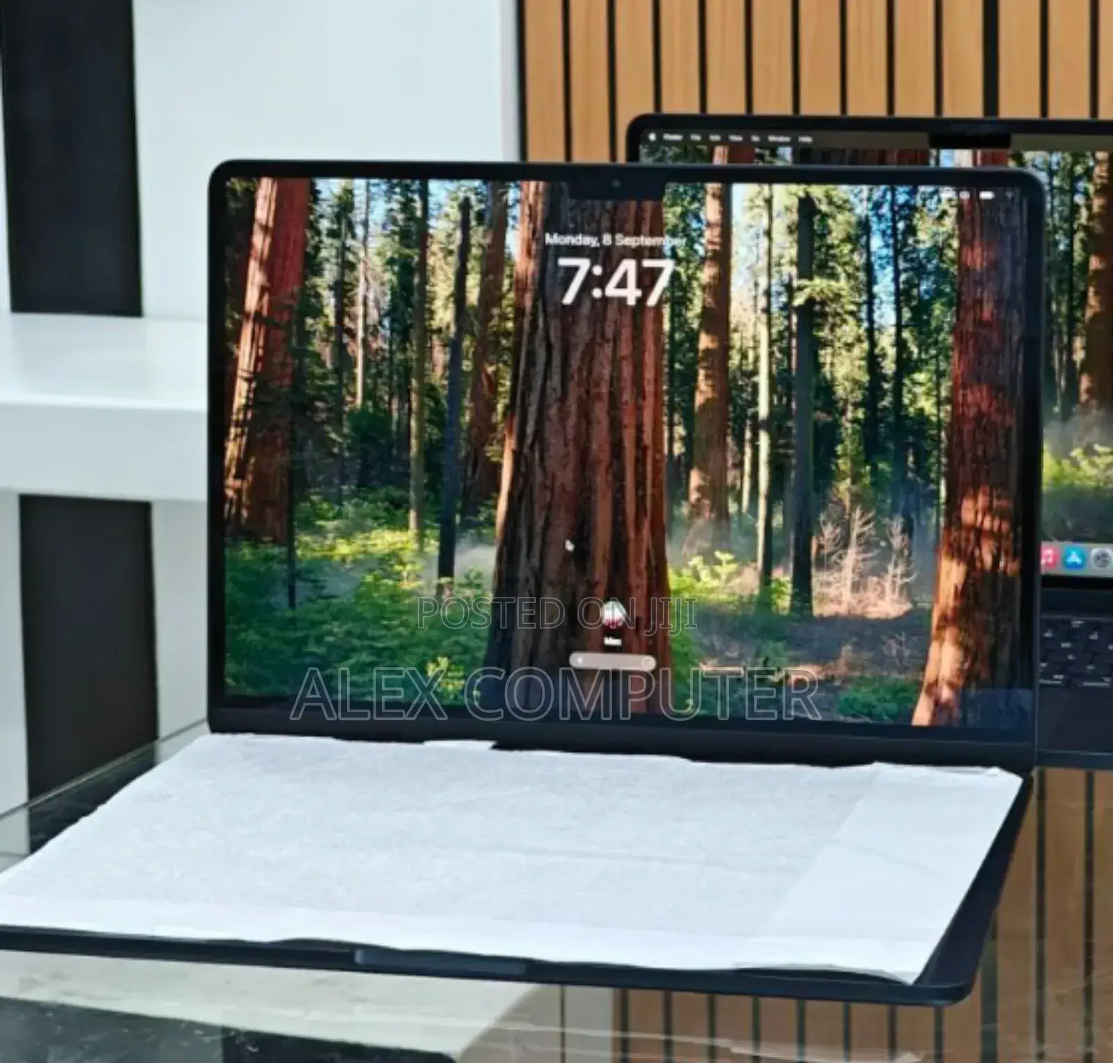 New Laptop Apple MacBook 16GB Apple M4 SSD 256GB