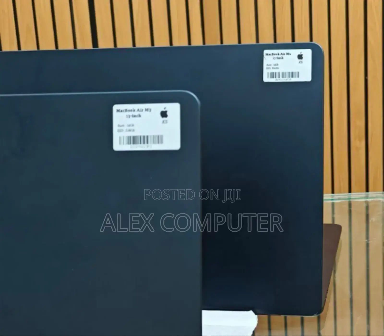 New Laptop Apple MacBook 16GB Apple M4 SSD 256GB