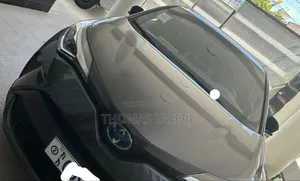 Toyota C-HR 2024 Gray