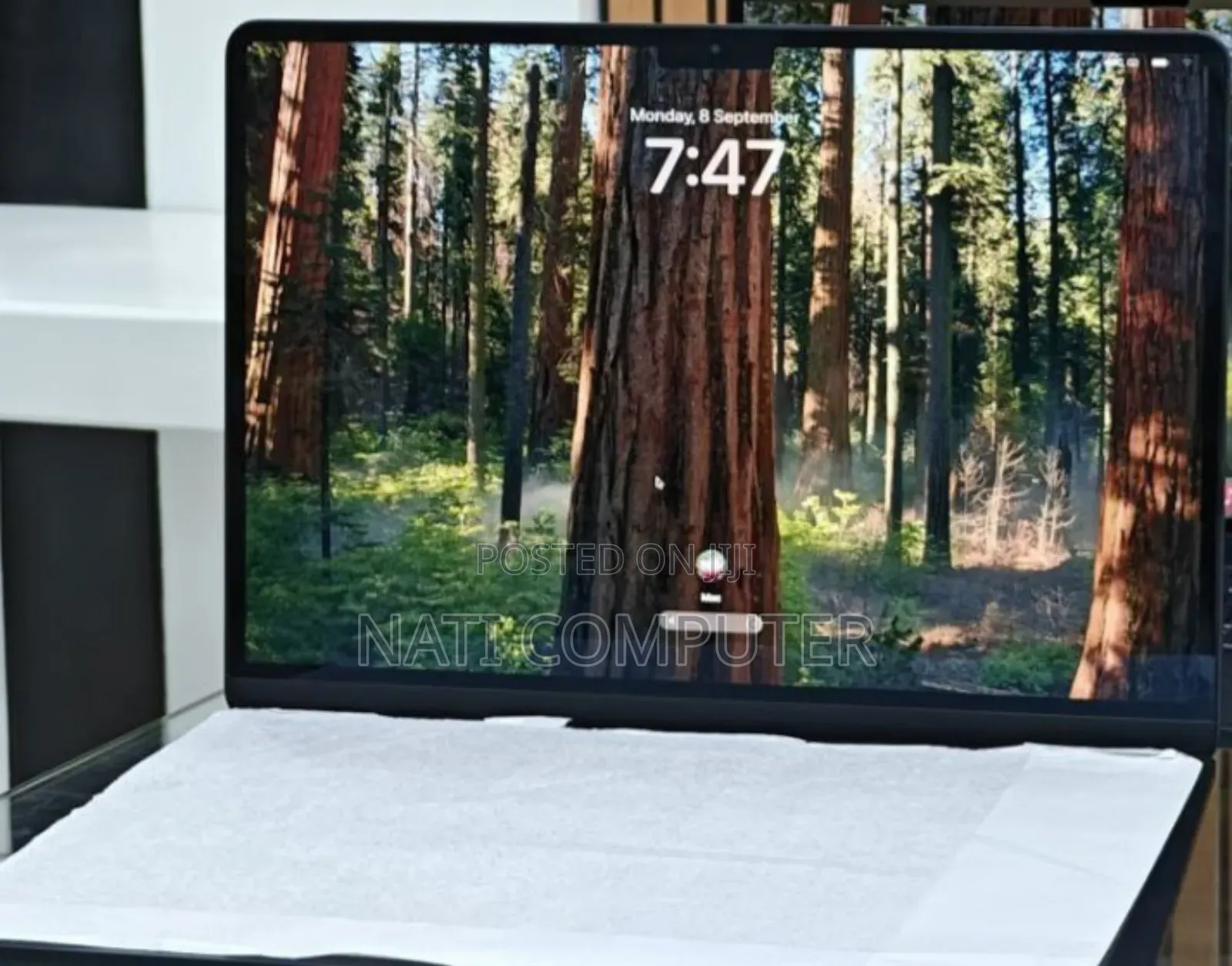 New Laptop Apple MacBook Air 2025 M4 13-Inch 16GB Intel Core I7 SSD 1T