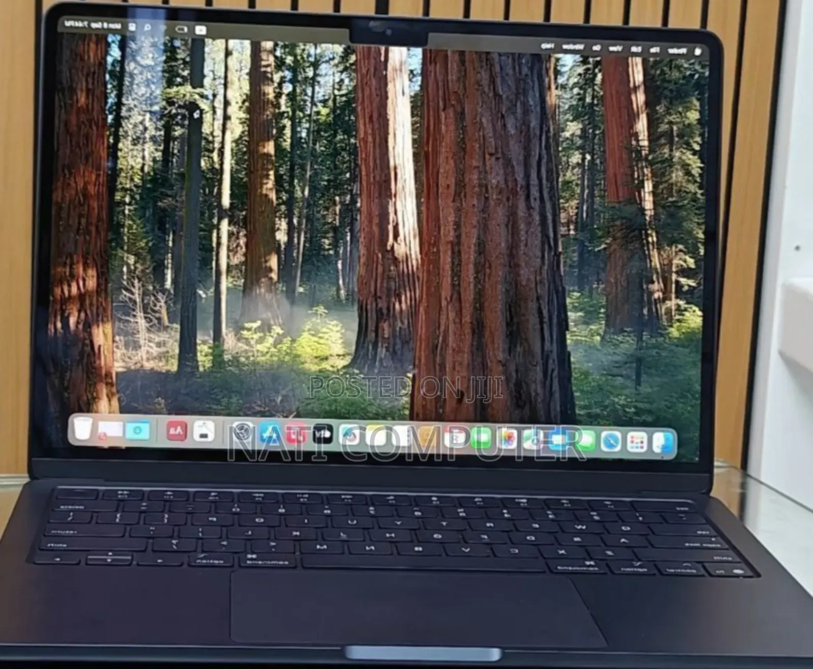 New Laptop Apple MacBook Air 2025 M4 13-Inch 16GB Intel Core I7 SSD 1T