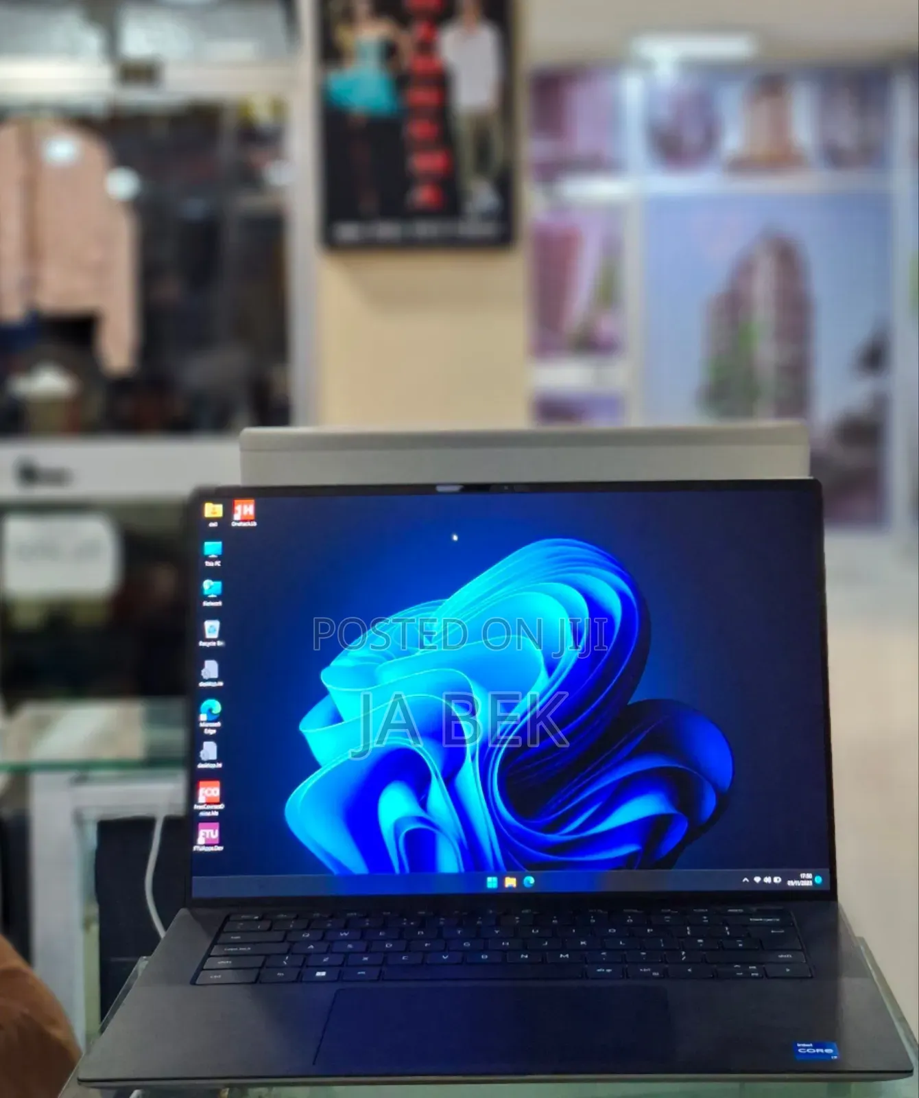 New Laptop Dell Precision 5570 16GB Intel Core I7 SSD 512GB