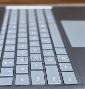 Photo - New Laptop Dell Latitude 13 7350 8GB Intel Core I5 SSD 256GB