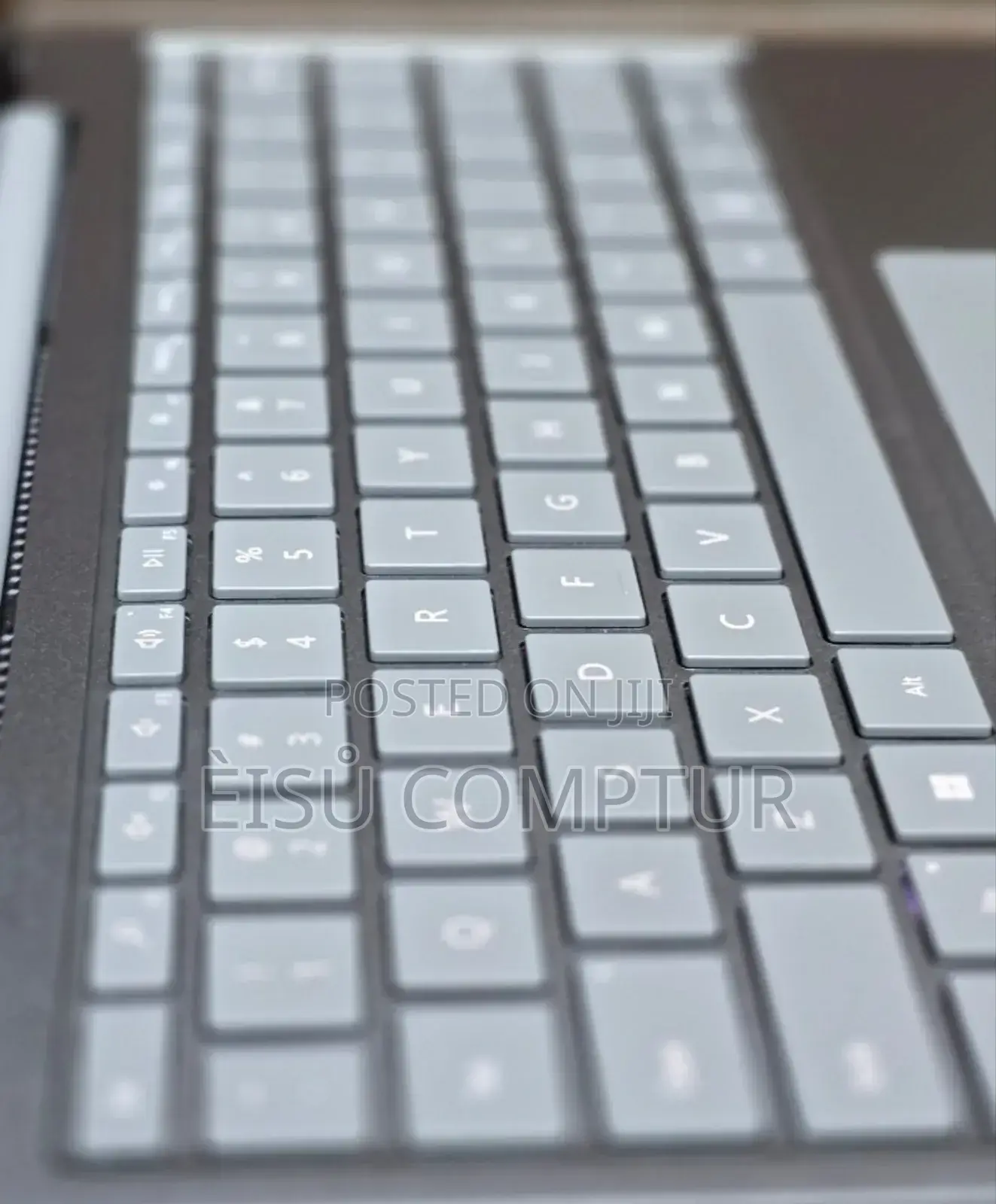 New Laptop Dell Latitude 13 7350 8GB Intel Core I5 SSD 256GB