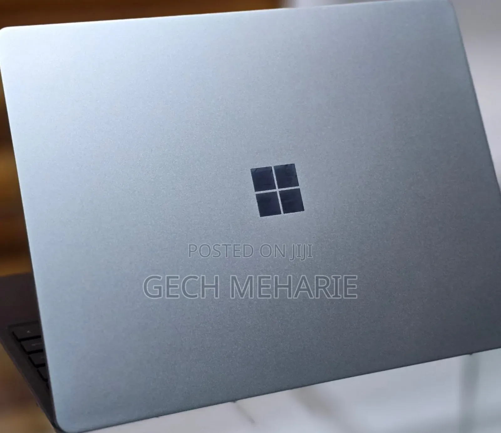 New Laptop Microsoft Surface Laptop 8GB Intel Core I5 SSD 256GB