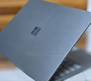 New Laptop Microsoft Surface Laptop 8GB Intel Core I5 SSD 256GB