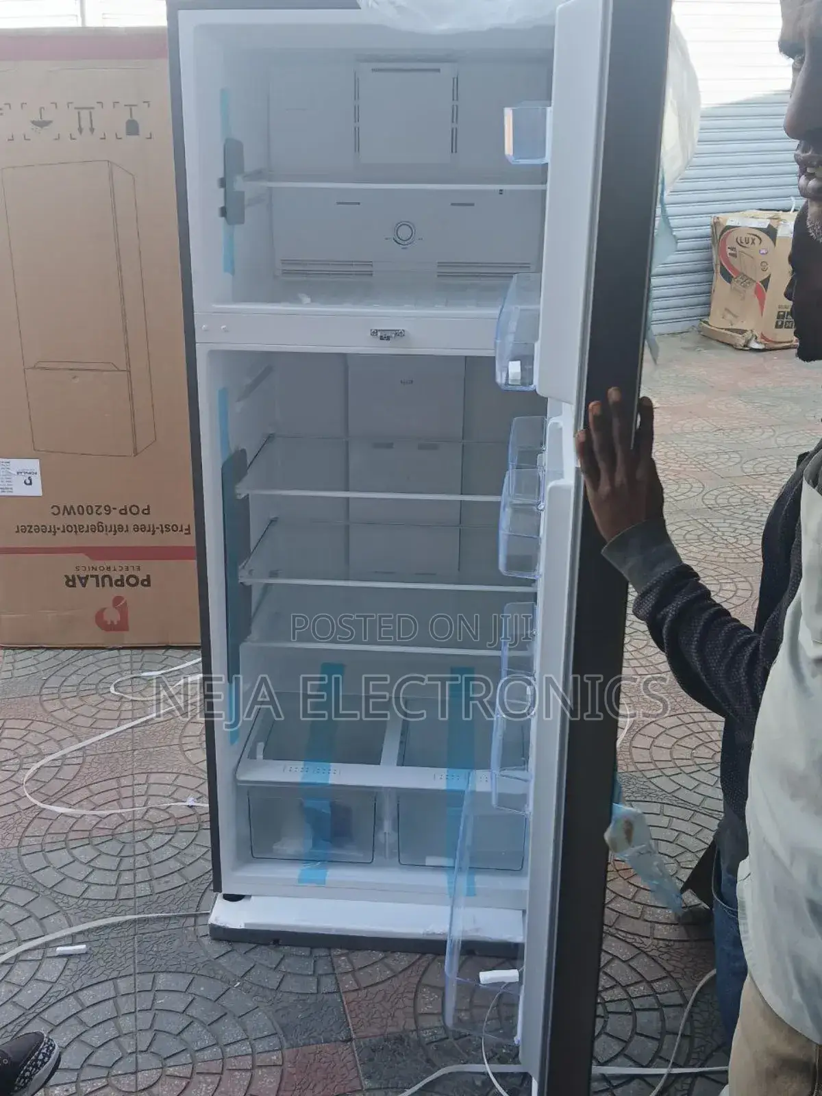 Top Freezers 560-Litters Refrigerator Delivery