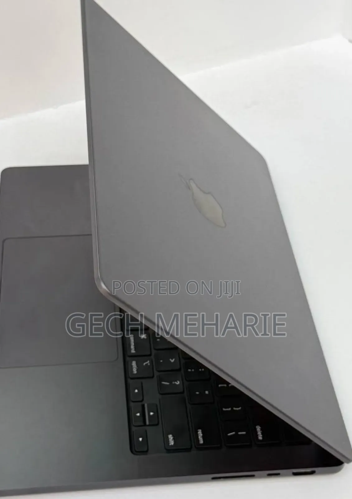 New Apple MacBook Pro 2024 M4 14-Inch 16GB Apple M4 Pro SSD 512GB