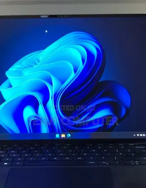 New Laptop Dell Precision 5570 16GB Intel Core I7 SSD 512GB