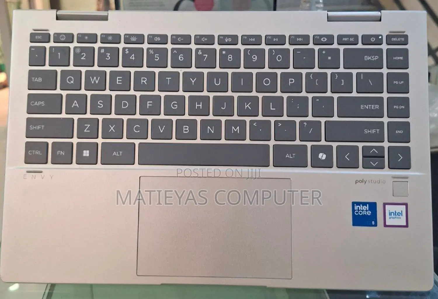 New Laptop HP Envy X360 8GB Intel Core I5 SSD 512GB