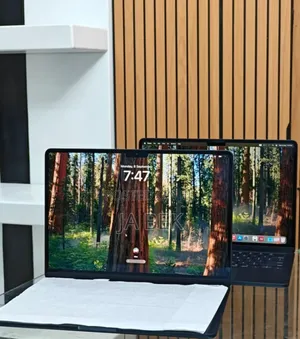 New Laptop Apple MacBook Air 2025 M4 13-Inch 16GB Apple M4 SSD 256GB