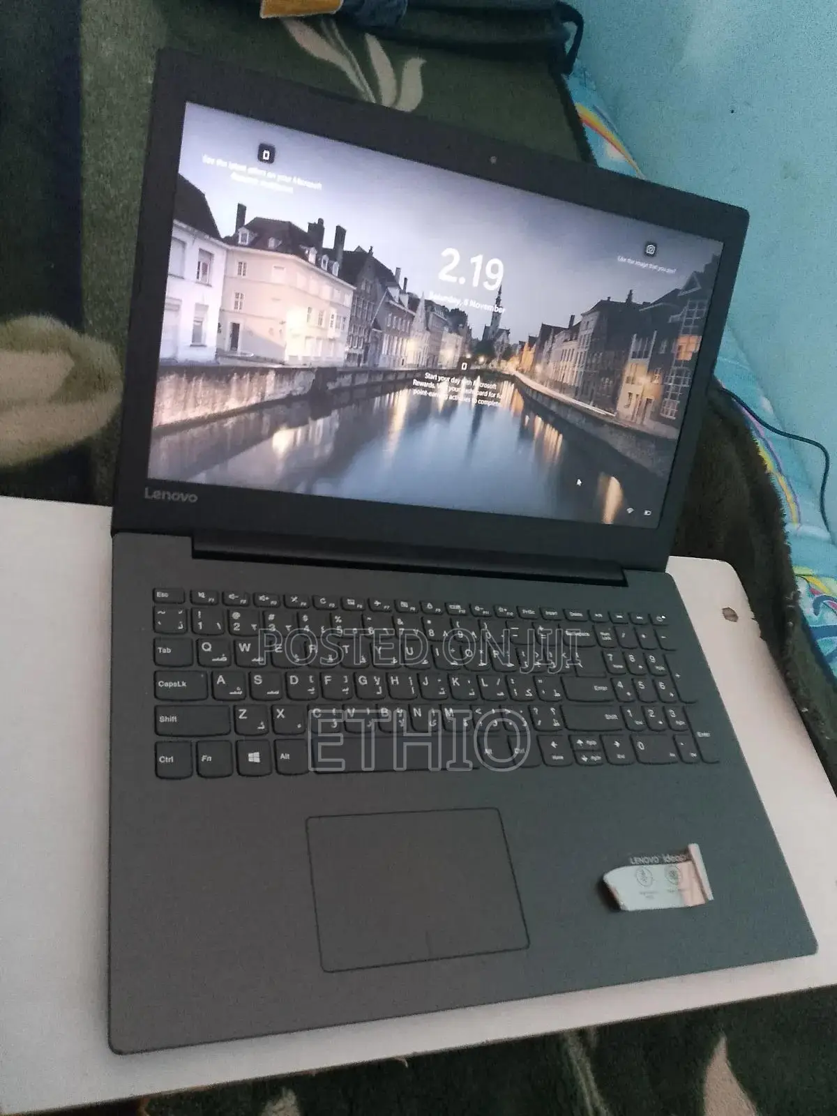 Laptop Lenovo IdeaPad 320 4GB AMD HDD 512GB