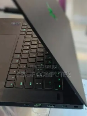New Laptop Razer Blade 16GB Intel Core I7 SSD 512GB
