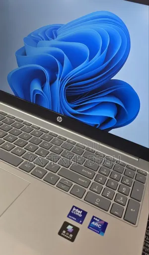 New Laptop HP Pavilion 15 16GB Intel Core Ultra 7 SSD 512GB