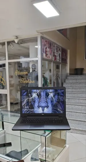 New Laptop Dell Inspiron 15 6GB AMD A6 SSD 1T