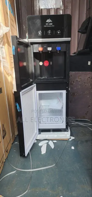 Ice Land Water Dispenser