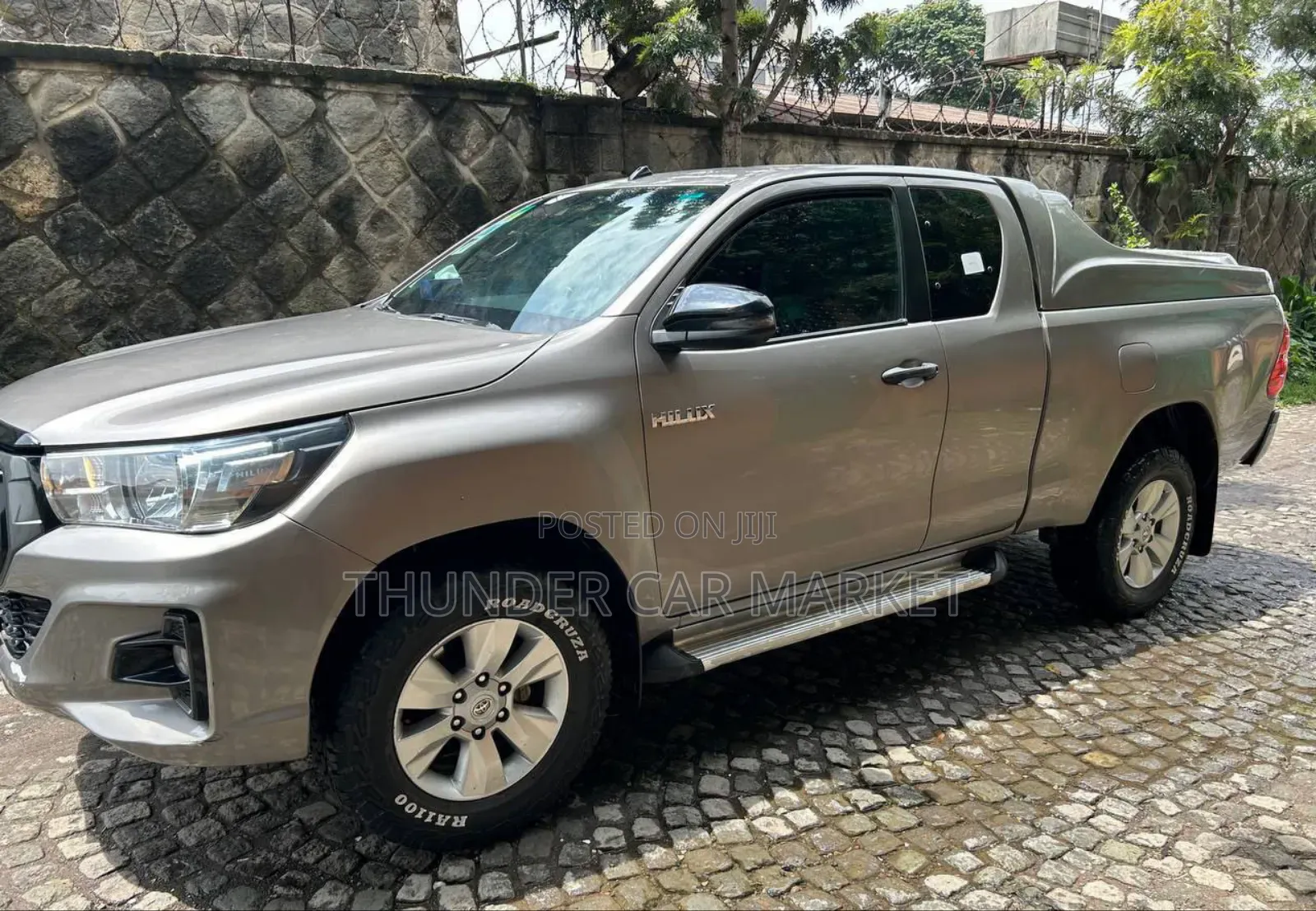Toyota Hilux 2020 Silver