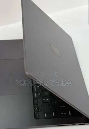 New Apple MacBook Pro 2024 M4 14-Inch 16GB Apple M4 Pro SSD 512GB