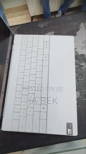 New Laptop Dell XPS 13 16GB Intel Core Ultra 7 SSD 512GB