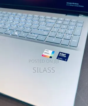 New Laptop Dell Inspiron 15 16GB Intel Core Ultra 7 SSD 1T