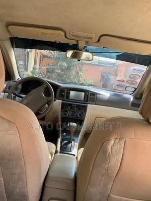 Toyota Corolla 2003 Ivory