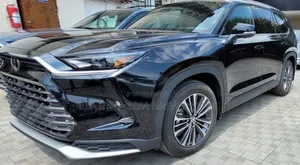 New Toyota Grand Highlander Hybrid 2025 Black