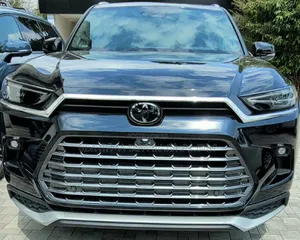 New Toyota Grand Highlander Hybrid 2025 Black