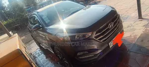Hyundai Tucson 2018 Gray