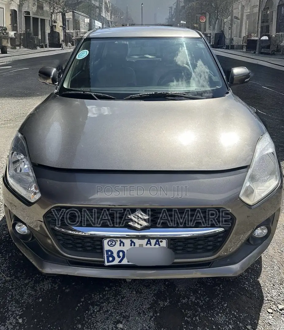 Suzuki Swift 2021 Gray