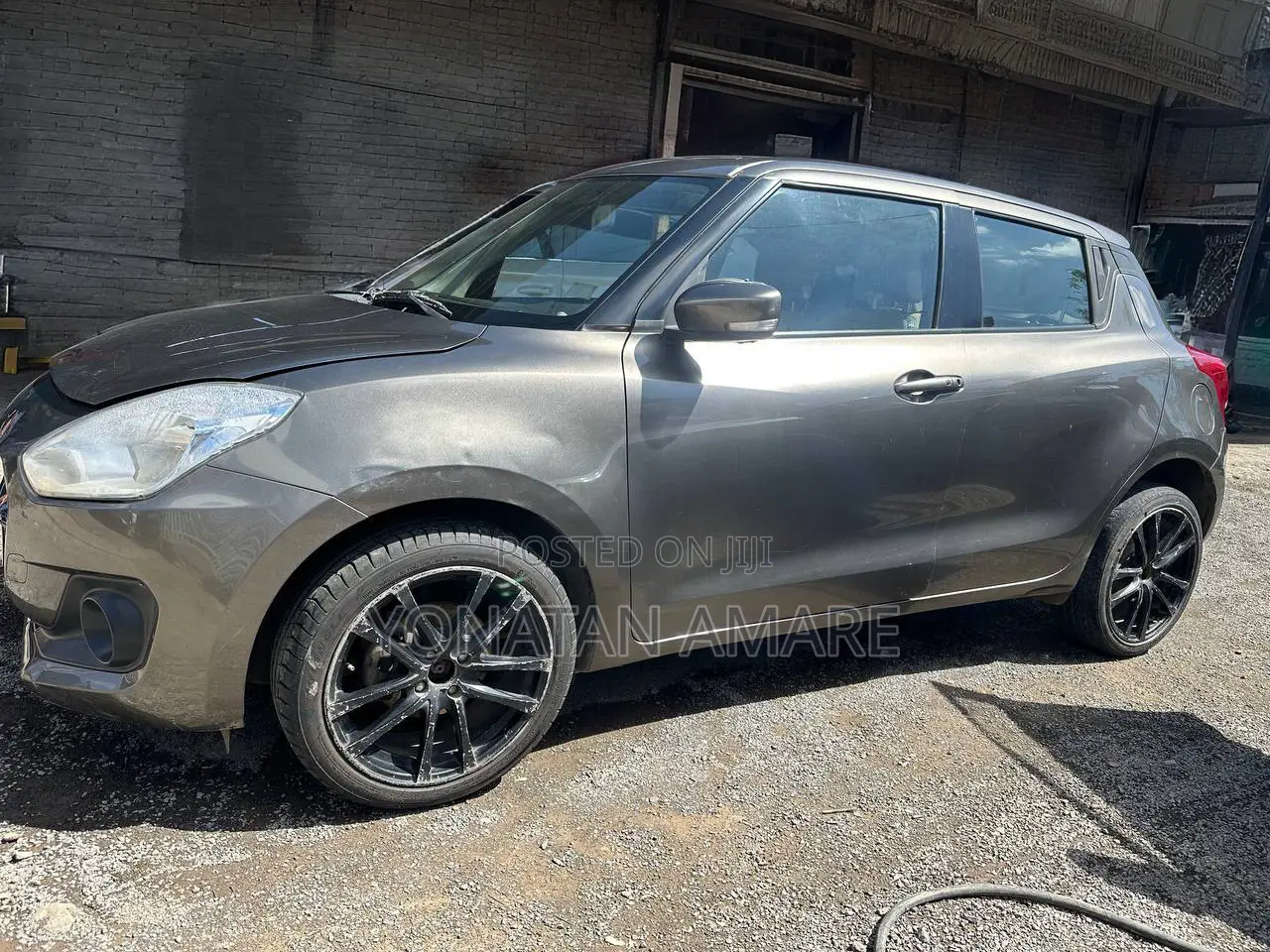 Suzuki Swift 2021 Gray