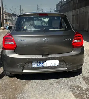 Suzuki Swift 2021 Gray