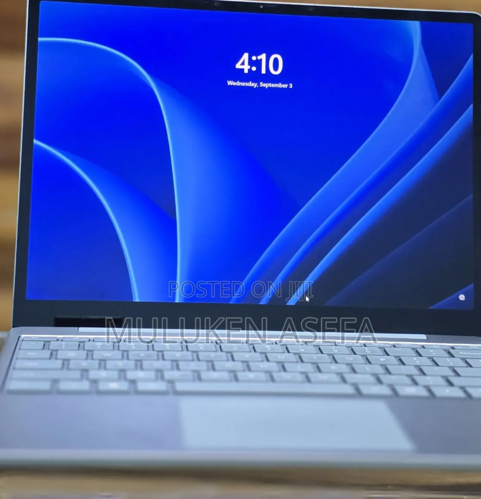 New Laptop Microsoft Surface 8GB Intel Core I5 SSD 256GB