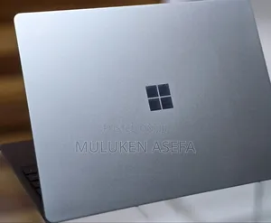 New Laptop Microsoft Surface 8GB Intel Core I5 SSD 256GB