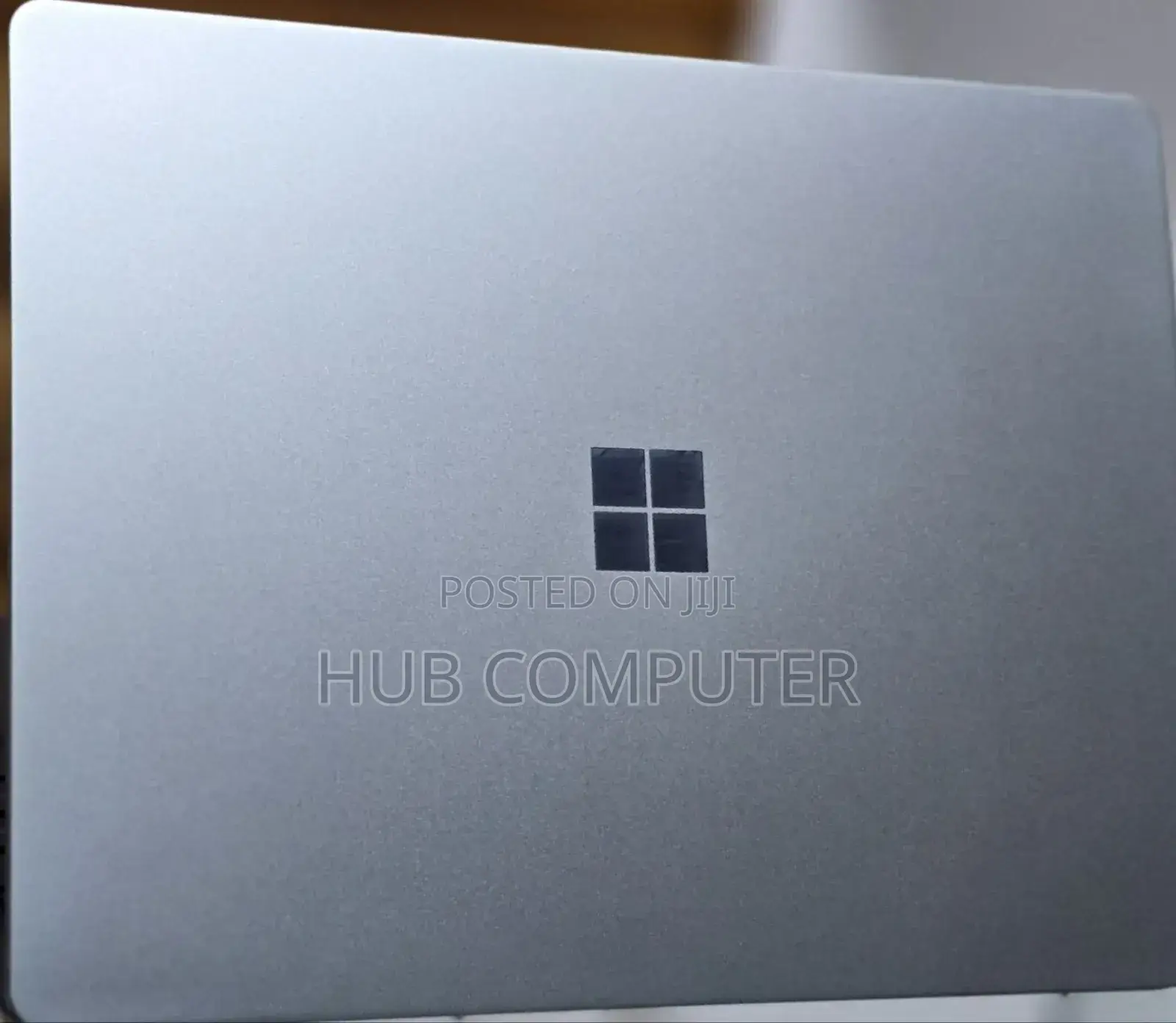 New Laptop Microsoft Surface 8GB Intel Core I7 SSD 256GB