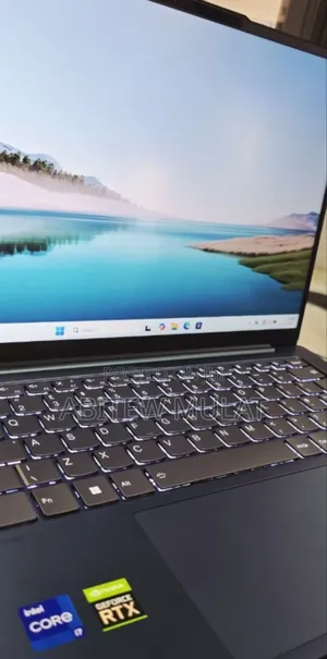 New Laptop Lenovo Yoga 7i 16GB Intel Core I7 SSD 1T