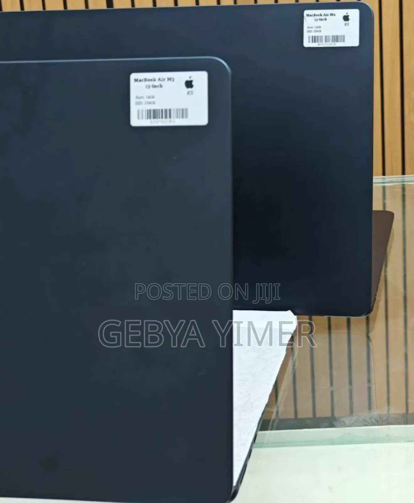 New Laptop Apple MacBook Air 2025 M4 13-Inch 16GB Apple M4 SSD 256GB