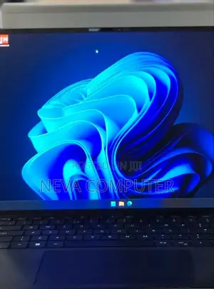 Photo - New Laptop Dell Precision 5570 16GB Intel Core I7 SSD 512GB